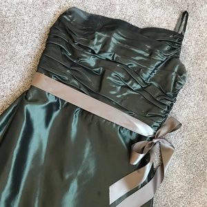 Jim Hjelm Occasions ruched dress